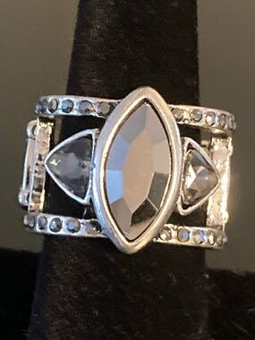 paparazzi Silver-Tone Marquise & Accent Crystal Ring - Clear